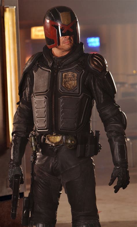 Bio. Dredd is known for his incredibly large fat 12 inch dick. Some call him the "biggest cock in porn". He was born in 1956 in Miami, Florida, USA. He has won multiply porn awards including Dominant dick of the year and even Male performer of the year. Dredd loves anal scenes and threesomes.